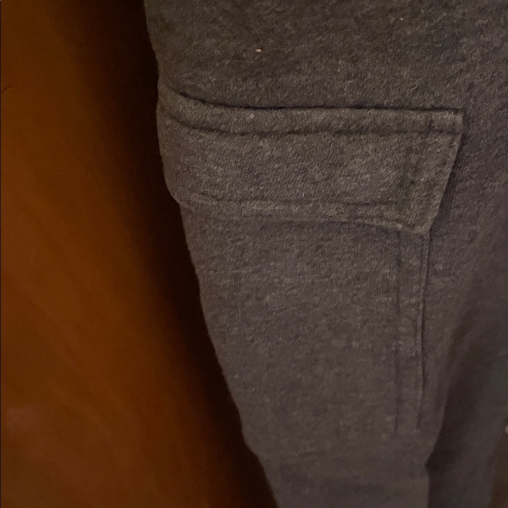 Boy’s Nike Gray Cargo Joggers - Picture 6 of 15